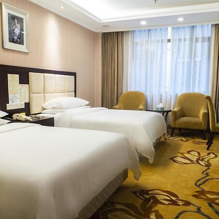 Vienna Hotel Lufeng Peopole Road Exterior foto